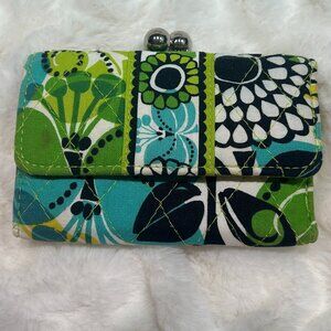 Vera Bradley Mini Trifold Kisslock Wallet in Bubbly Flowers Green